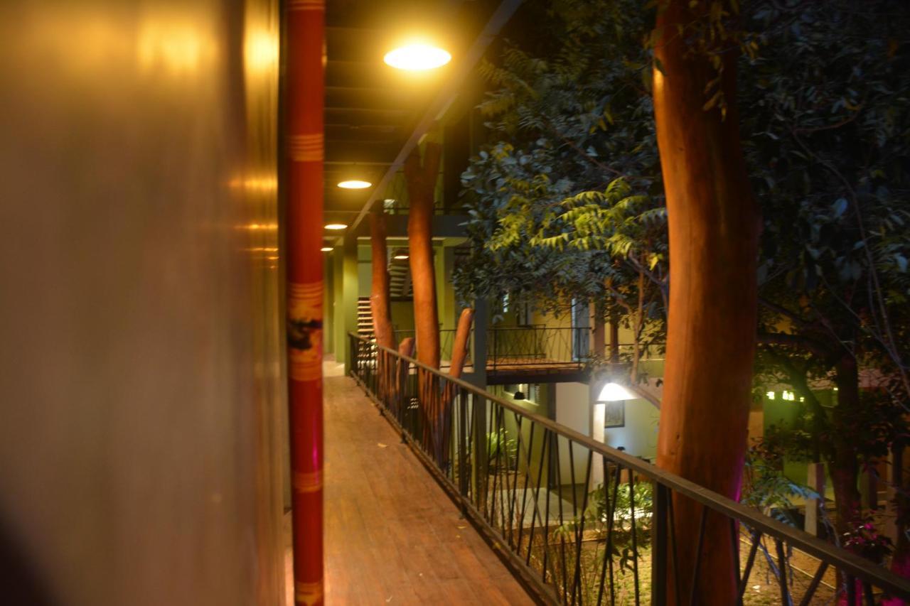 Royal Tusker Hotel Удавалаве Екстер'єр фото